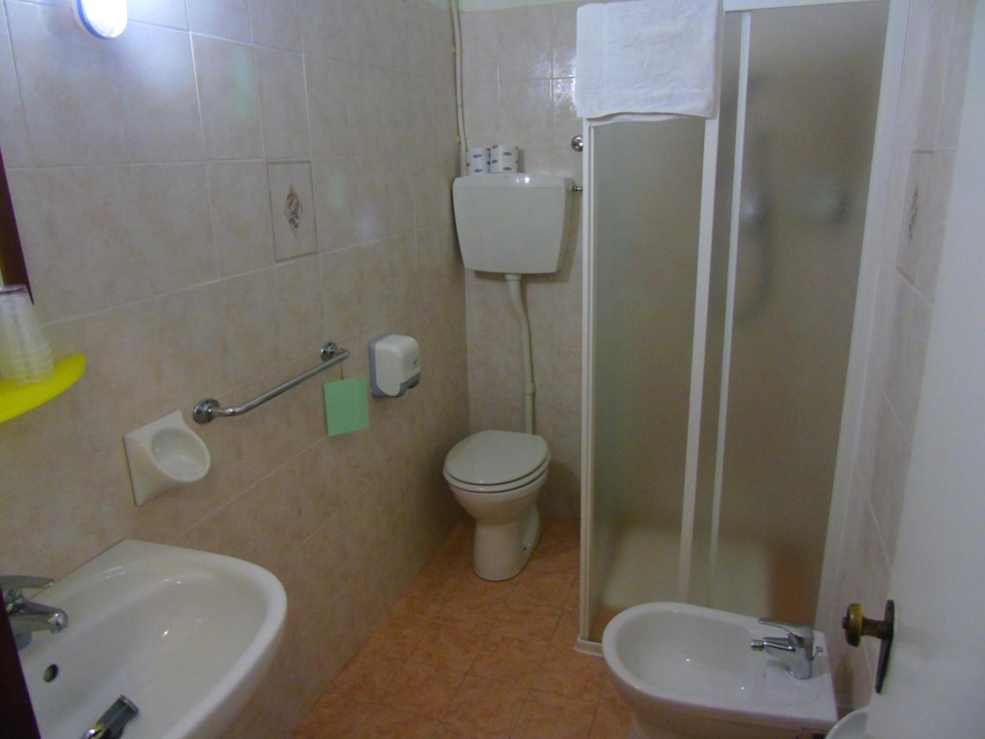 Zeus Only Hotel 3*